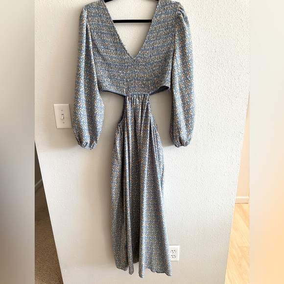 A1 -#15 Ocean blue cut out midi / maxi dress size medium - Picture 2 of 14